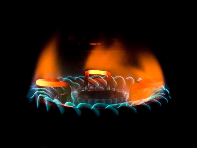 'Dangerous': Calls to premier for more gas ban reb