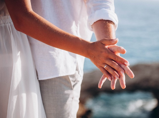 Experts urge summer safety as STIs rise, testing f