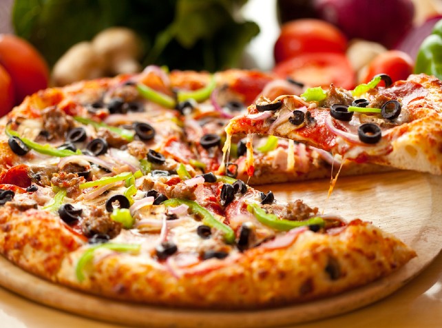 Health experts push for less junk in advertising