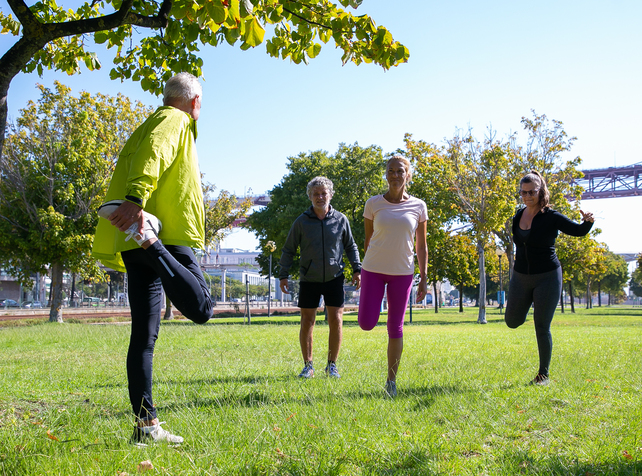 Odd couple leads 21‑day push to get Australi