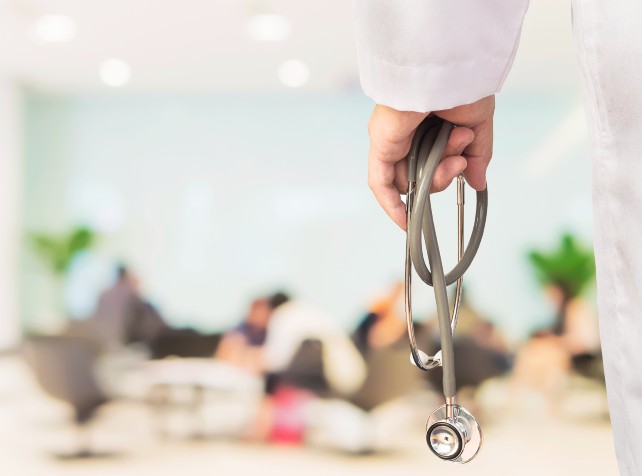 'Razor gang' to swing axe on 305 health public ser