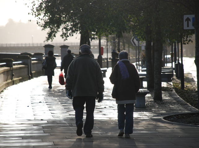 Thousands of older Australians still waiting for c