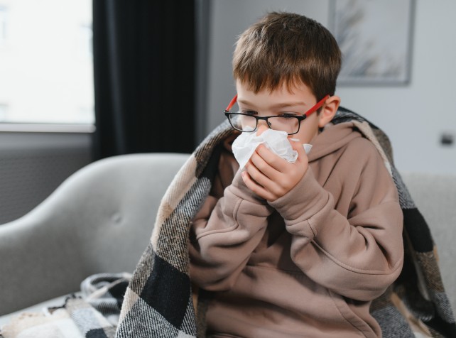 'Unacceptable' gap found in whooping cough control