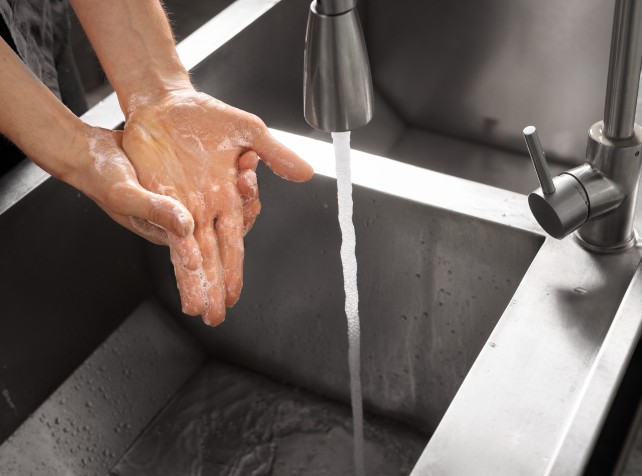 Vic gastro superbug case rise sparks public warnin